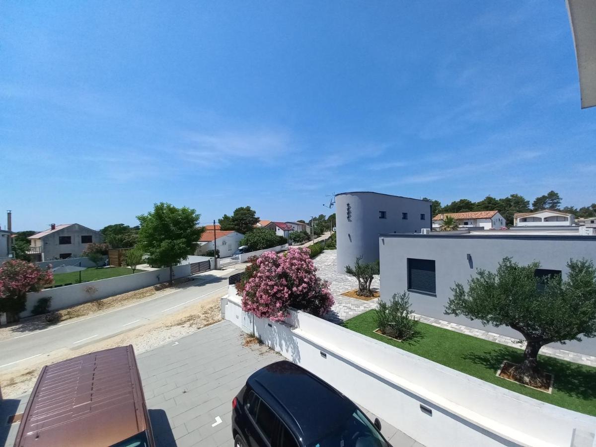 Apartment Martina Vir Exterior photo